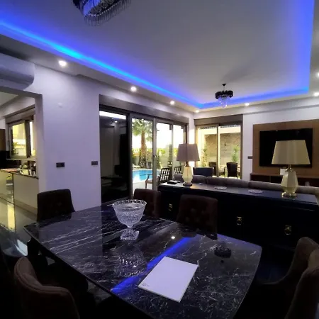 Belektana Villa *